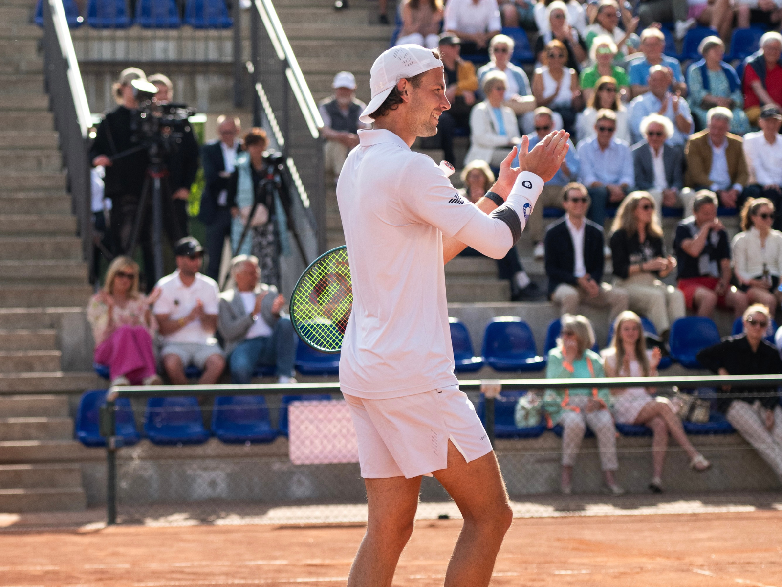 Jonas Pelle Hartenstein beim Tennis